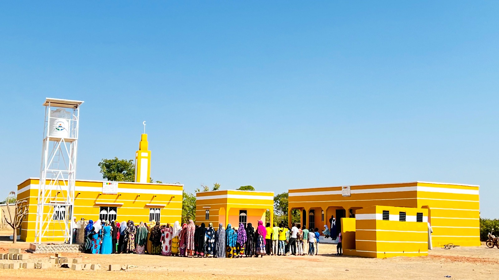 مركز إسلامي 100 متر مربع مع بئر - 12000 د.ك - دولة مالي